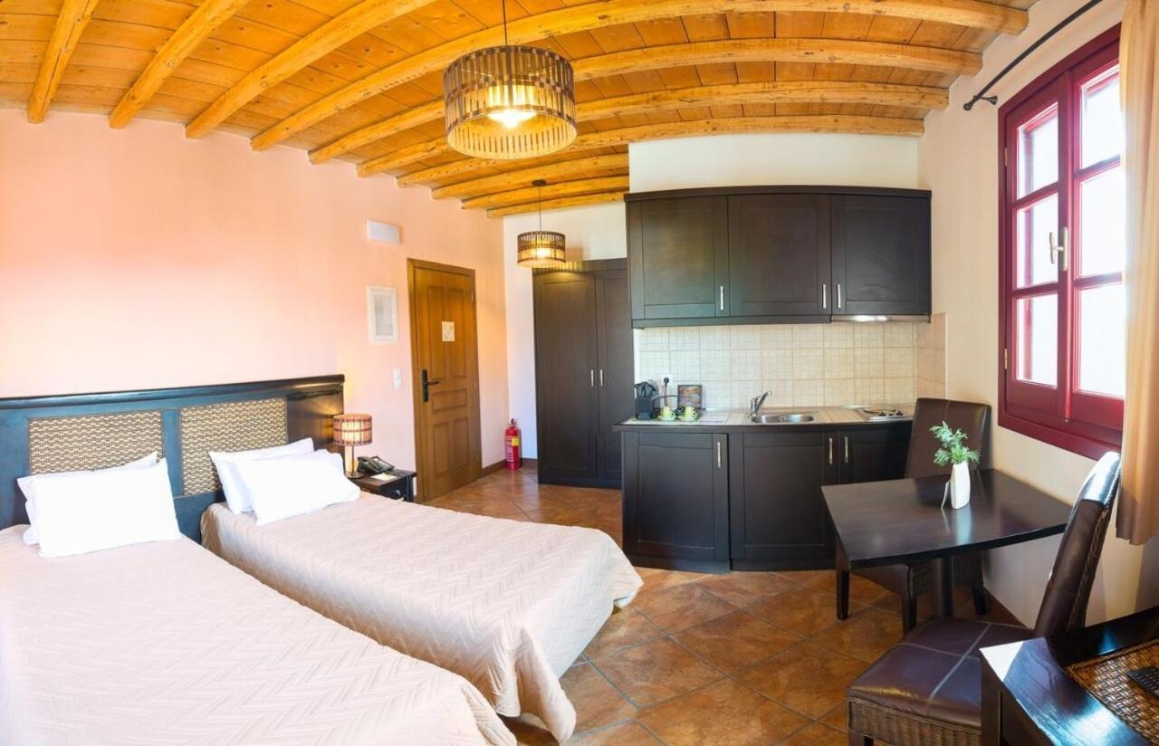 Lively Lofts By The Varos Residences エクステリア 写真